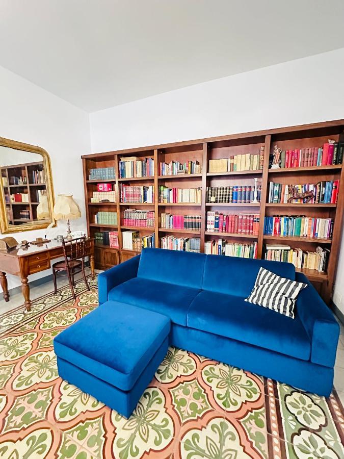 Elegante Appartamento Nel Cuore Del Barocco Lecce Bagian luar foto