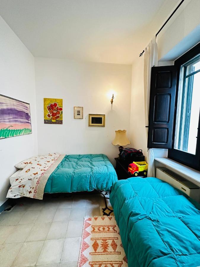 Elegante Appartamento Nel Cuore Del Barocco Lecce Bagian luar foto