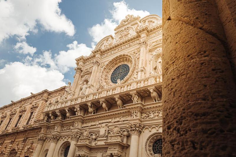 Elegante Appartamento Nel Cuore Del Barocco Lecce Bagian luar foto